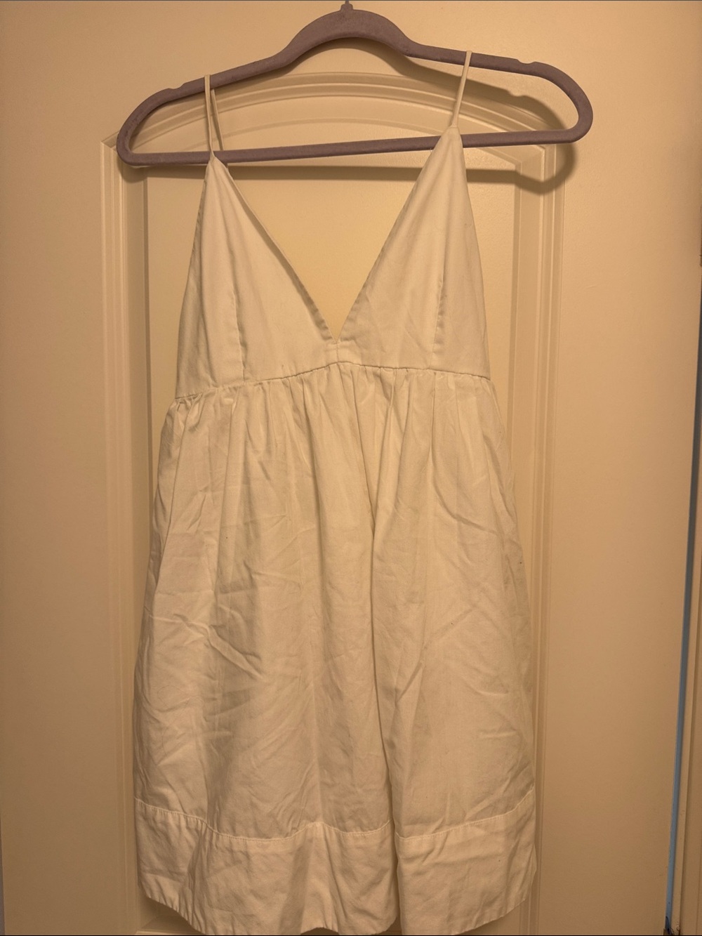 Abercrombie & Fitch Women's white V-Neck Slip Dress with Spaghetti Straps SP